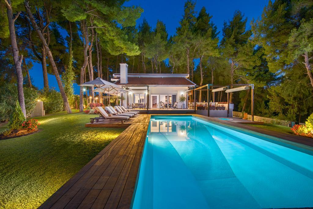The White Villa At Sani Sani  Luaran gambar